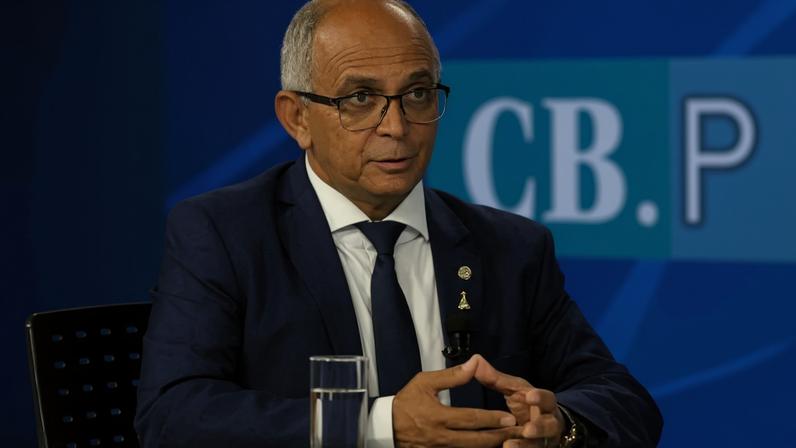 Troca na liderança vem uma semana depois da troca de farpas entre Ibaneis Rocha e Celina Leão - (crédito: Marcelo Ferreira/CB/D.A Press)