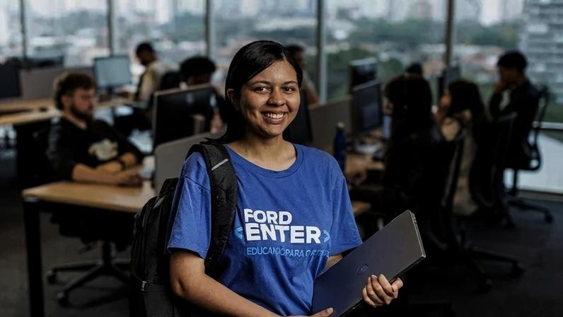 Mayara buscou formação para conquistar uma vaga em TI - (crédito: Reprodução - Ford)