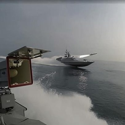 Irã alerta embarcações a manter distância de navios de guerra dos EUA