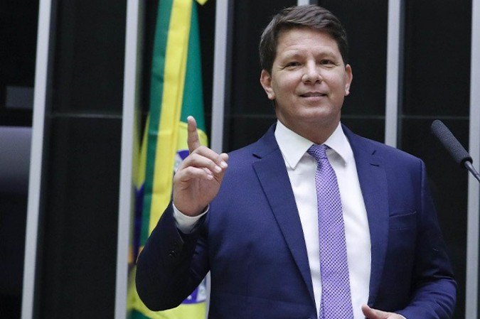 Deputado afirma que cinebiografia "Dark Horse" não recebeu recursos do banqueiro Daniel Vorcaro - (crédito: Reprodução/Câmara dos Deputados)