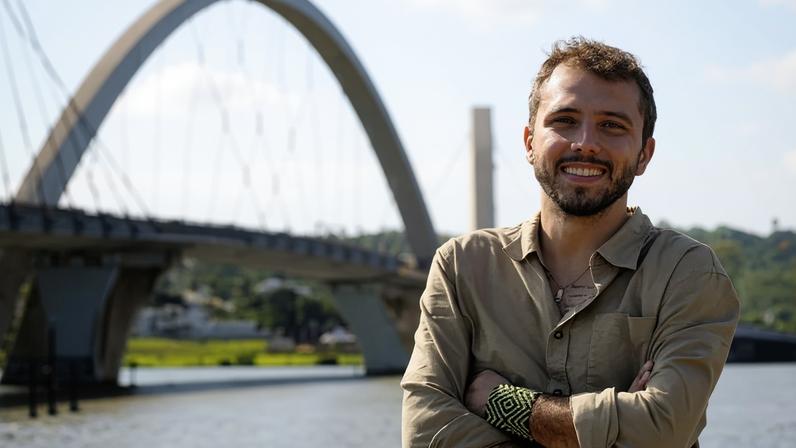 O brasileiro Thiago Ávila, atualmente detidos em Israel e que, no momento da prisão, estava em uma embarcação italiana.