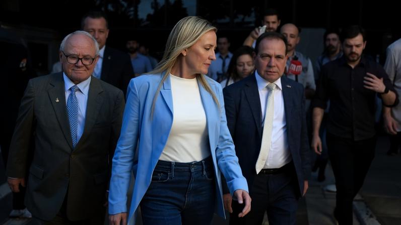 Celina Leão, Valdivino Oliveira (E) e Nelson de Souza tiveram um encontro com Gabriel Galípolo para definir os próximos passos do BRB - (crédito: Marcelo Ferreira/CB/D.A Press)