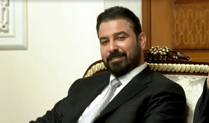 Ali al-Zaidi, o primeiro-ministro designado do Iraque no Palácio do Governo em Bagdá