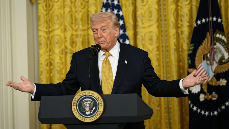 Trump disse que levaria apenas duas semanas para atacar "cada um dos alvos" restantes no Irã - (crédito: Kent Nishimura/AFP)