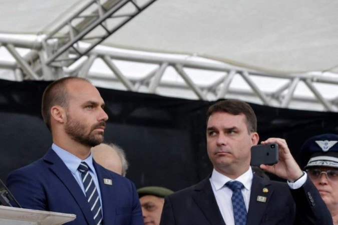 Ex-deputado questionou se a doação feita a Flávio não se enquadraria na mesma prática criticada por Zema ao comentar o caso envolvendo Vorcaro - (crédito: Carolina Antunes/PR)