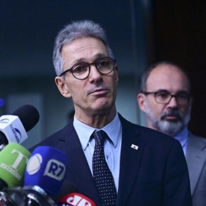Adversários de Flávio discutem áudio sobre Vorcaro com cautela