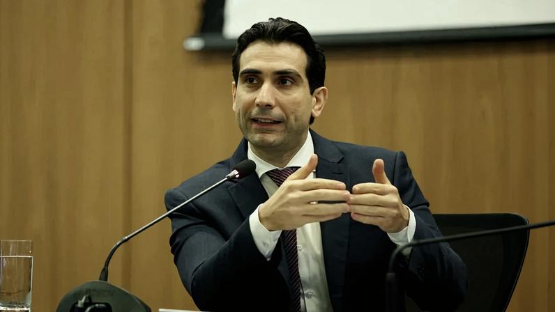Galípolo: "Tenho bastante receio de a gente provocar uma distorção sobre o que é a finalidade do FGC"