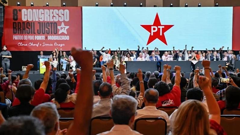 Com "influencers" e conteúdo próprios, PT busca nas redes sociais o mesmo engajamento que mostra nas ruas