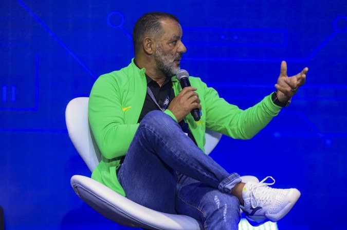 Líder do momento de alta da Seleção de futsal, Marquinhos Xavier cita divisão de responsabilidade como caminho para lidar com a pressão do cargo - (crédito: Tatiana Ferro/Divulgação/CBC)