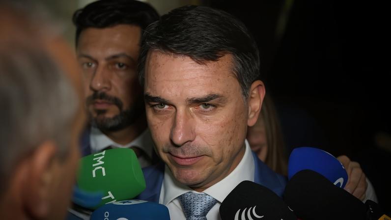Flávio para Vorcaro: "Irmão, estou e estarei contigo sempre, não tem meia conversa entre a gente. Só preciso que me dê uma luz" - (crédito: Andressa Anholete/Agência Senado)