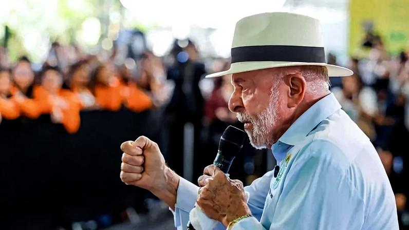 Lula disse que as armas contrabandeadas para o país são de origem norte-americana - (crédito: Ricardo Stuckert / PR)