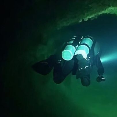 Vídeo mostra caverna nas Maldivas onde mergulhadores italianos morreram
