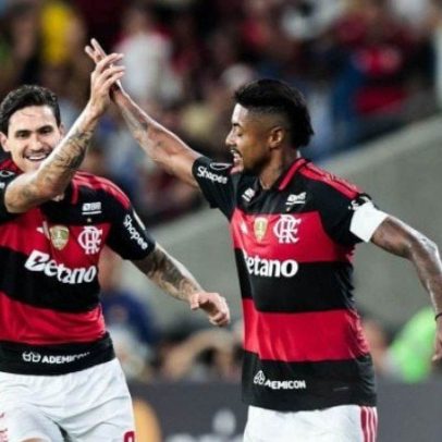 Flamengo vence e chega perto da liderança da Libertadores