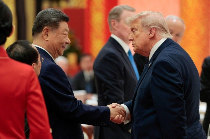 CEOs de peso, como Tim Cook e Elon Musk, acompanharam Trump na visita à China