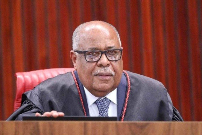 Benedito Gonçalves ganhou destaque nacional ao relatar uma das ações que resultaram na inelegibilidade do ex-presidente Jair Bolsonaro (PL) - (crédito: Antonio Augusto/Secom TSE)