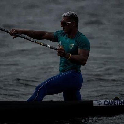 Isaquias Queiroz conquista ouro na etapa alemã da Copa do Mundo de canoagem