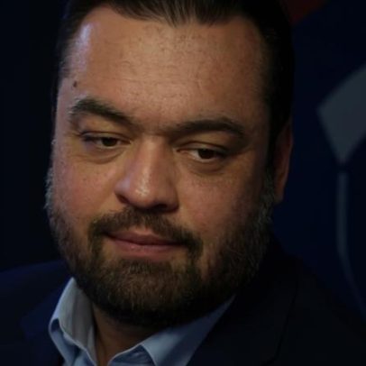 PF investiga jantar de luxo com carne folheada a ouro pago por Vorcaro a Castro