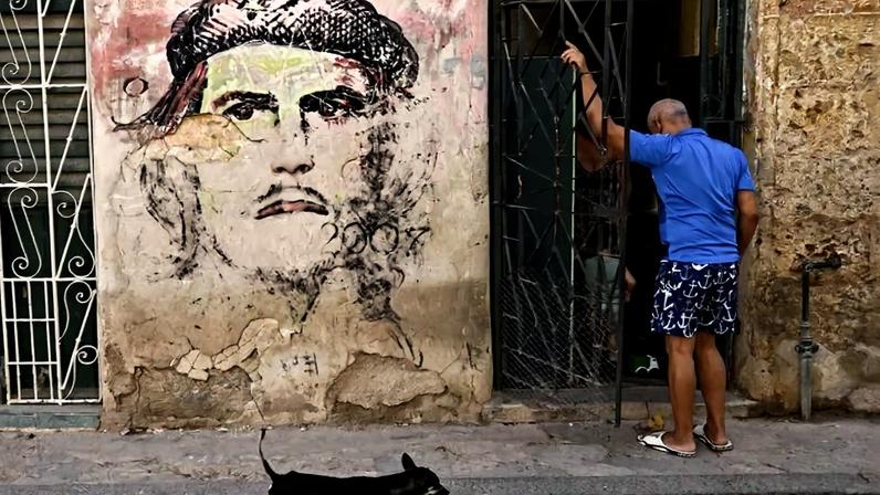 Cineasta entrevistou tanto ex-guerrilheiros quanto militares bolivianos e ex-agentes americanos ligados à perseguição do líder revolucionário - (crédito: Yamil Lage/AFP)