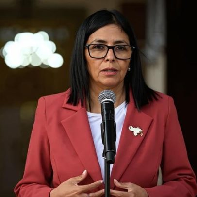 Presidente interina da Venezuela rebate falas de Trump sobre anexação