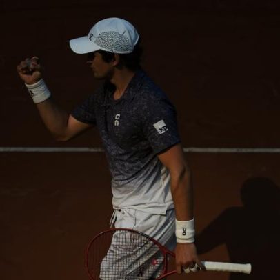 João Fonseca estreia com vitória e avança em Roland Garros