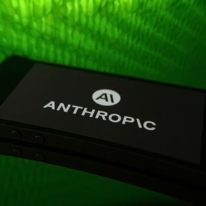 Antrophic lança atualização de IA e supera criadora do ChatGPT
