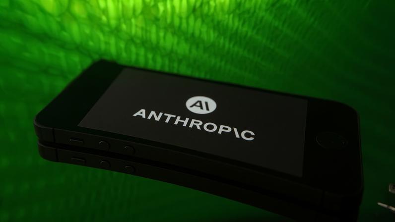 Nova rodada de investimentos fez com que a Anthropic se tornasse a empresa de IA mais valiosa do mercado - (crédito: AFP)