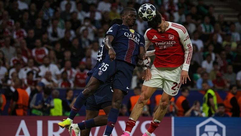 Jogo foi cheio de emoção e só foi decidido no último lance - (crédito: Odd ANDERSEN / AFP)