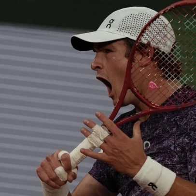João Fonseca avança às quartas e garante prêmio milionário em Roland Garros
