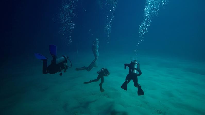 Mergulhadores morrem nas Maldivas: alerta sobre turismo extremo