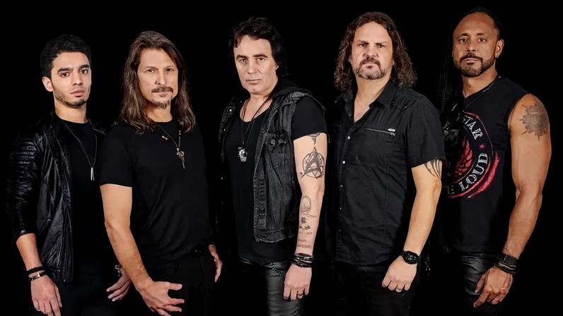 Angra fará show com participação de Kiko Loureiro, ex-guitarrista do grupo - (crédito: @marcoshermes/Divulgação )