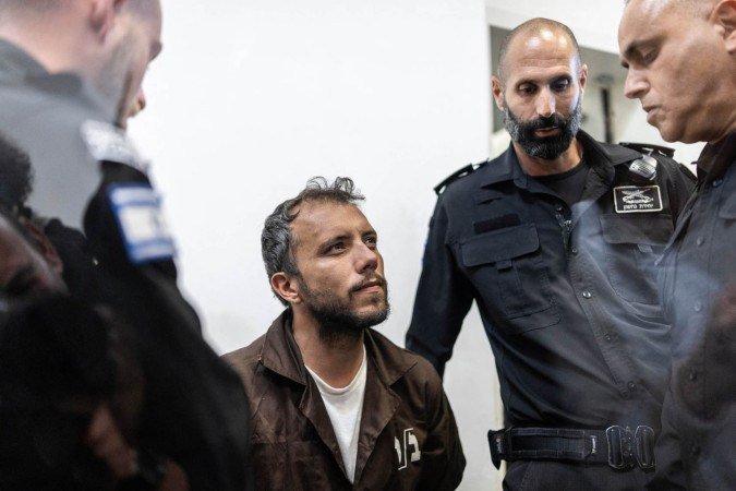 Thiago Ávila integrava flotilha para levar ajuda humanitária à faixa de Gaza - (crédito: ILIA YEFIMOVICH / AFP)