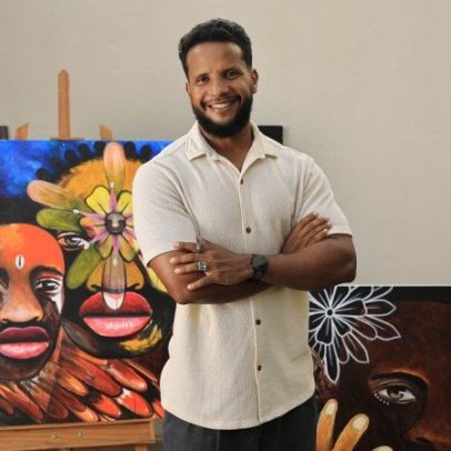 Exposição de Jeff Alan revela mergulho na própria ancestralidade