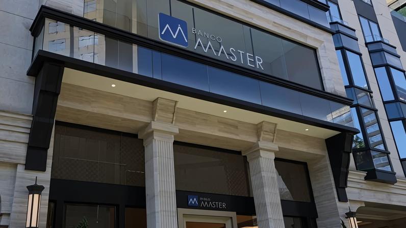 A operação apura um suposto esquema de fraudes financeiras, lavagem de dinheiro e articulação política envolvendo o Banco Master - (crédito: Rovena Rosa/Agência Brasil)