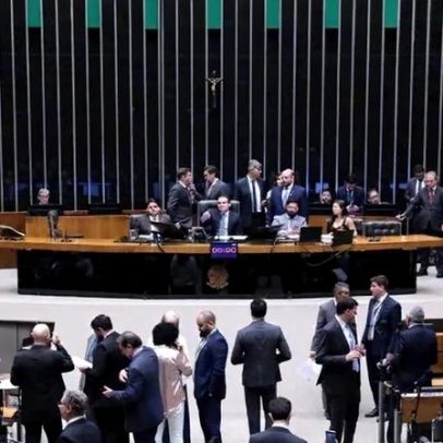 Irregularidades em campanhas geram críticas ao processo eleitoral