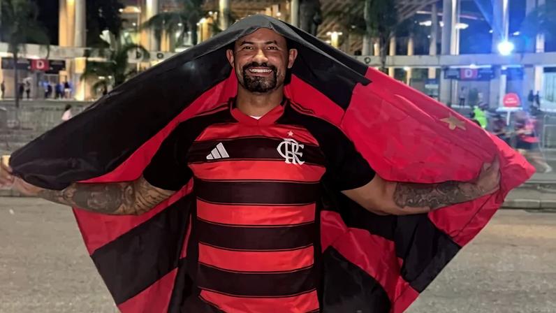 Goleiro Bruno perde liberdade condicional depois de ir a jogo do Flamengo - (crédito: Reprodução / Instagram / @oficialbrunogoleiro)
