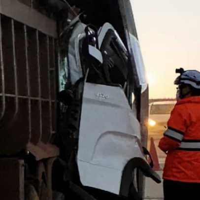 Acidente grave na BR-381 entre caminhão e carreta deixa uma vítima fatal em MG