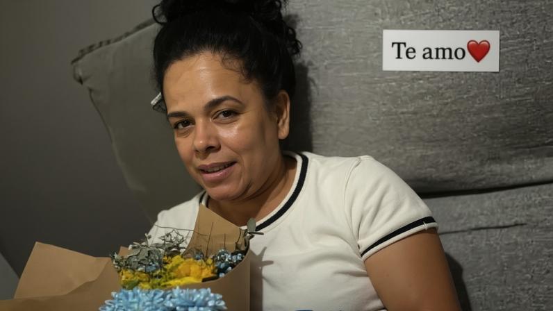 Mulher lançada de penhasco em Minas Gerais recebe alta do hospital