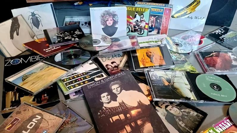 Feira realizada na Infinu resgata qualidades do CD diante dos altos preços dos vinis - (crédito: Divulgação)