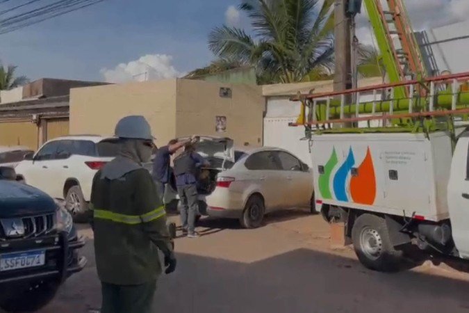 Criminosos instalaram usina de criptomoedas em Arniqueira - (crédito: Neoenergia/Reprodução)