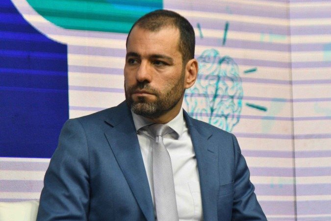 Daniel Lisboa: "O desafio é se integrar ao mundo sem perder soberania e particularidades"