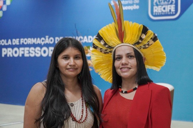 Arissana Pataxó e Juliana Xukuru conduziram o seminário "Artes e culturas indígenas no nordeste"