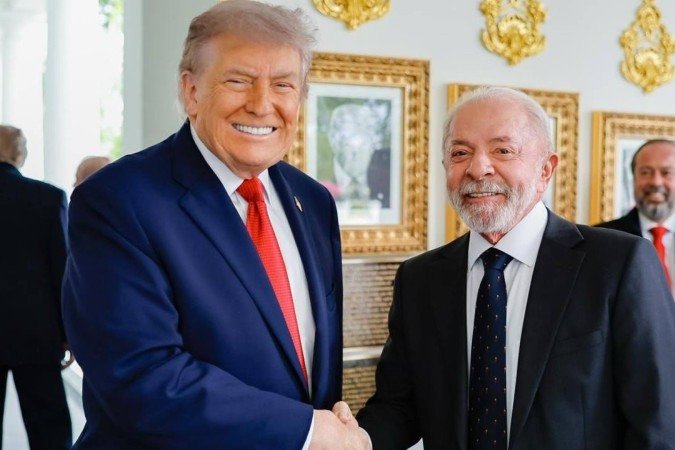 Sem detalhar a medida, o petista afirmou contar com a cooperação do presidente dos Estados Unidos, Donald Trump - (crédito: Casa Branca)