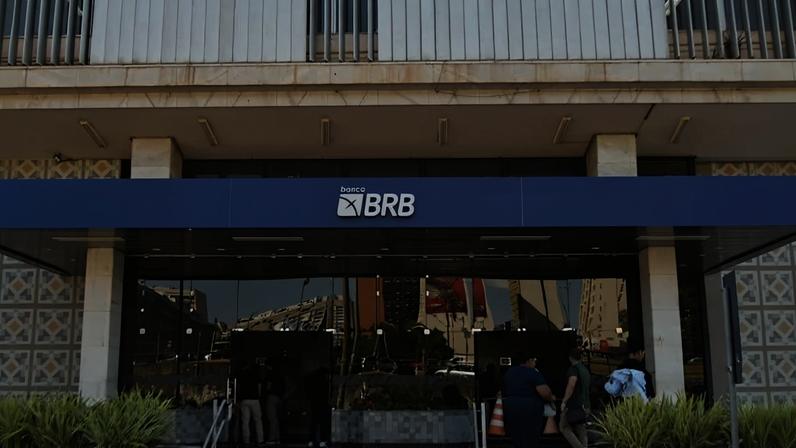 As investigações começaram em 2025 após o próprio BRB informar à Polícia Civil suspeitas de irregularidades envolvendo empregados do banco e correspondentes bancários - (crédito: Ed Alves/CB/D.A Press)