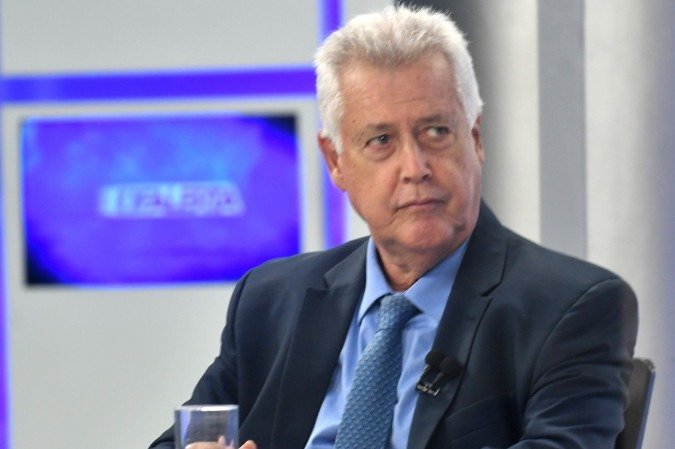 Rollemberg critica Ibaneis após anúncio de afastamento de Celina: "O barco está afundando"