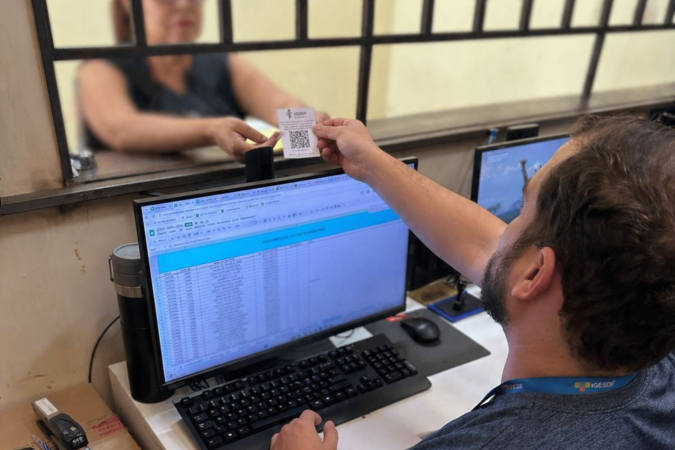 Hospital de Base instala nova ferramenta para consulta do estoque de medicamentos - (crédito: Divulgação / IgesDF)