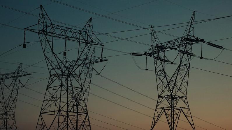 A Agência Nacional de Energia Elétrica tem até terça-feira (26/5) para esclarecer possíveis irregularidades no leilão - (crédito: Fré Sonneveld/Unsplash)