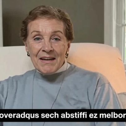 Julie Andrews faz rara aparição em vídeo em evento sobre Parkinson