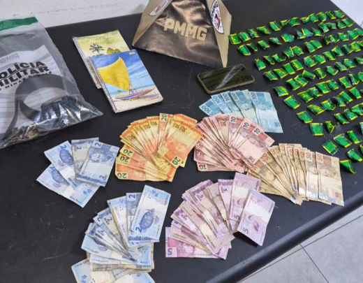 Idosa de 73 anos é presa com 120 papelotes de cocaína - (crédito: Leo Soares/Divulgação)