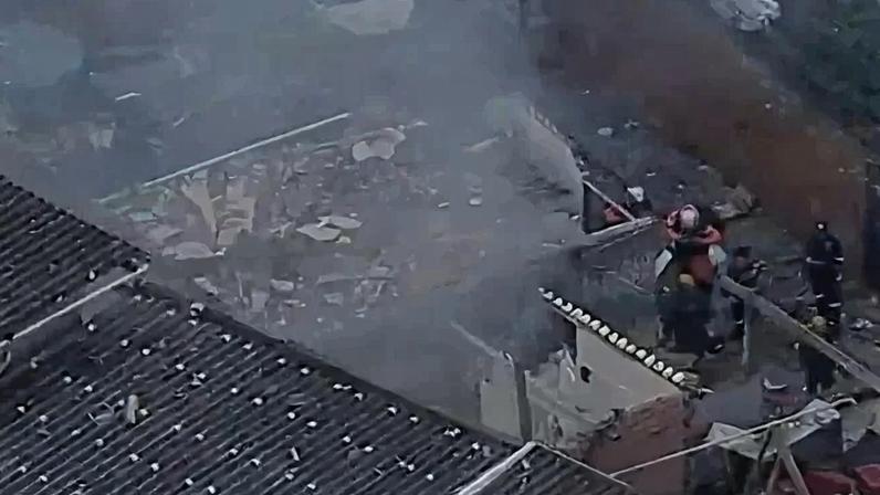 O impacto da explosão arremessou moradores, quebrou vidros e causou o colapso de estruturas - (crédito: Reprodução/Twitter/X/@GloboNews)