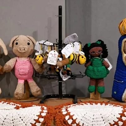 Artesanato transforma vida de mulheres trans no sistema prisional